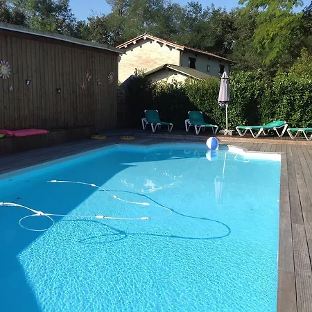 Holiday Chemin Des Fours Ferienhaus *